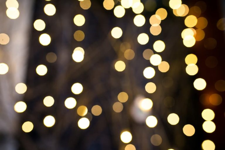 Tendencias en luces de Navidad 2026: colores, formas y tecnología